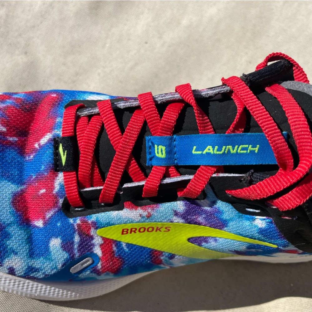 Brooks colorful running shoes - Picture 7 of 9